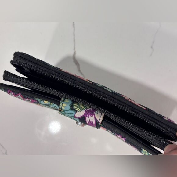 Vera Bradley | Victorian Vines RFID Turnlock Wallet Womens Floral Black … - Picture 10 of 12